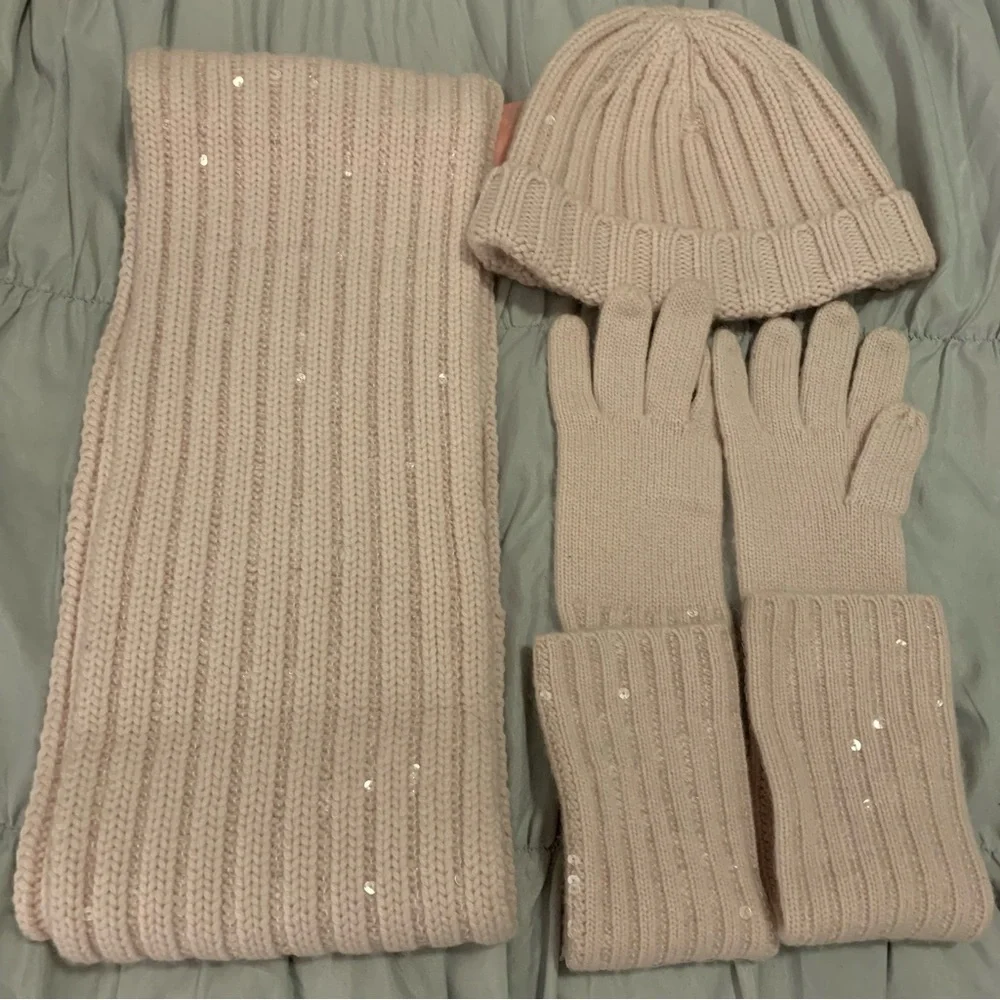 Matching Winter Set - Picture 1 of 4
